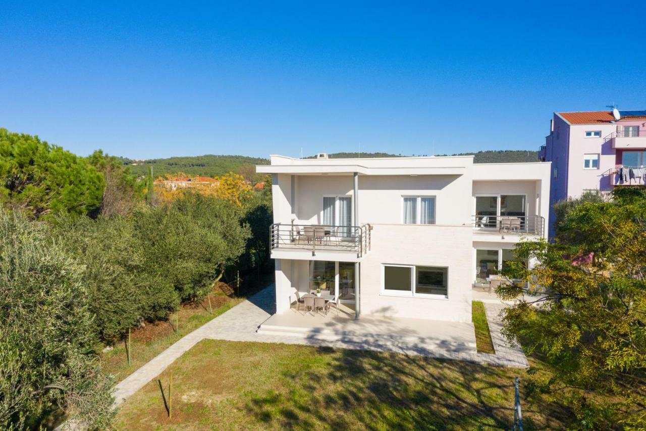 Villa Amfora - First Row By The Sea Bibinje Buitenkant foto