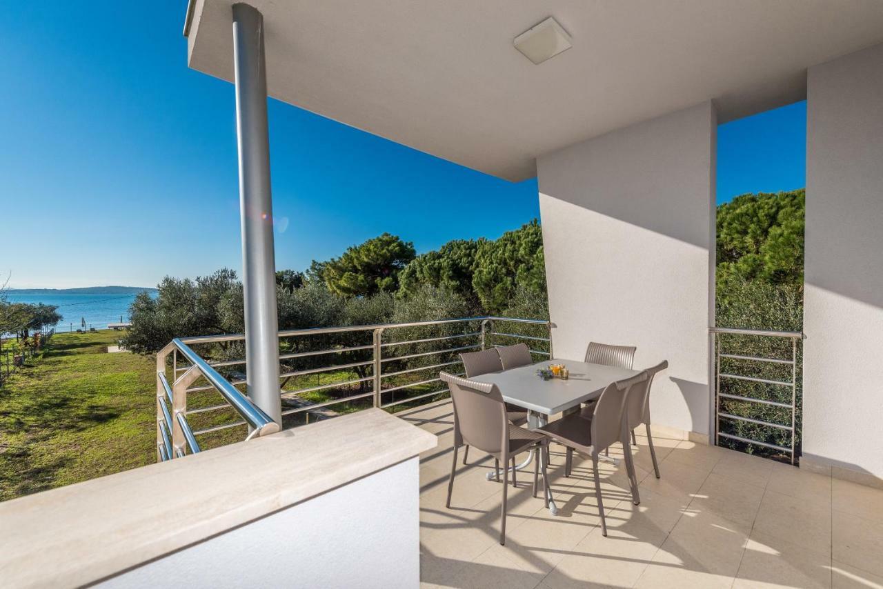 Villa Amfora - First Row By The Sea Bibinje Buitenkant foto